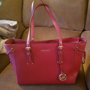 Brick Red Medium Voyager Tote Michael Kors